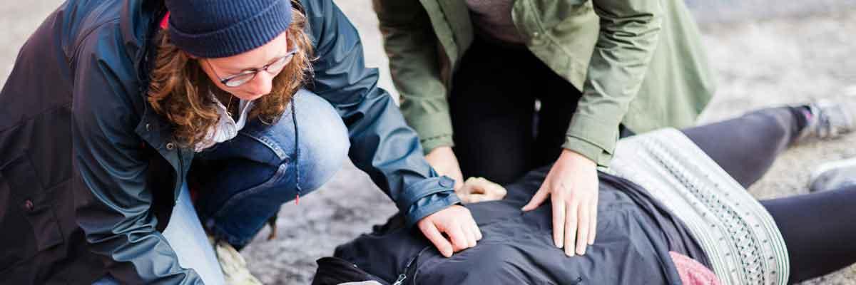 Individuals stopping an overdose.